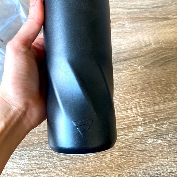 Fanatics Thermos MLB PRICE FIRM 💥 - Picture 8 of 9